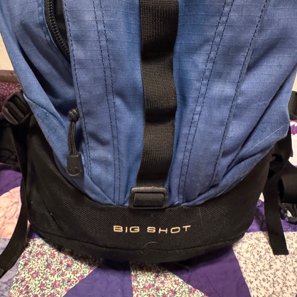 The North Face Backpack for hiking travel school multiple uses - Picture 2 of 5